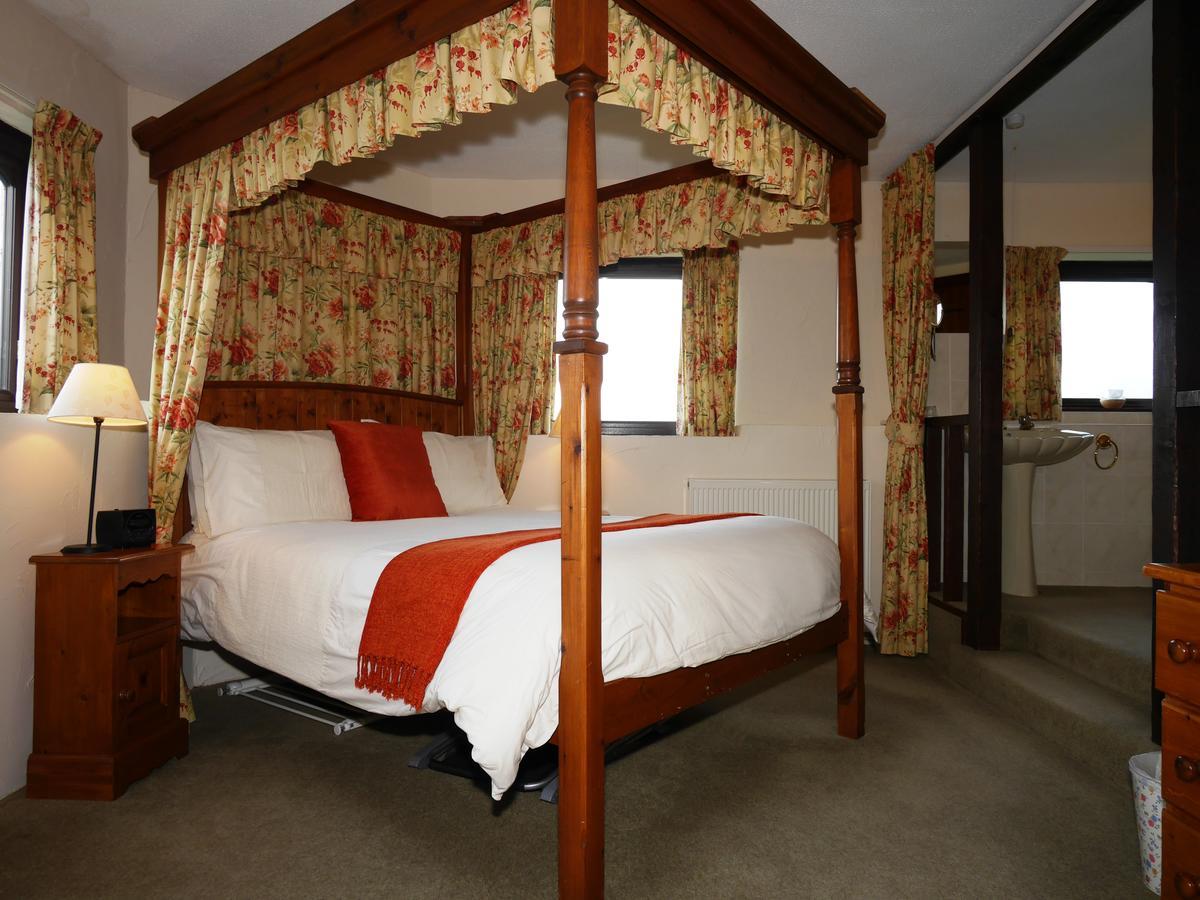 Kennacott Court Holiday Cottages 뷰드 외부 사진