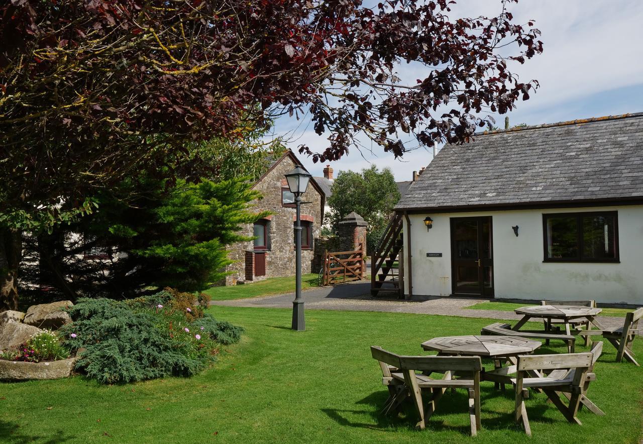 Kennacott Court Holiday Cottages 뷰드 외부 사진
